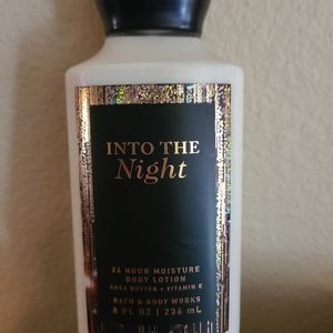 Bath and body Into the night lotion
